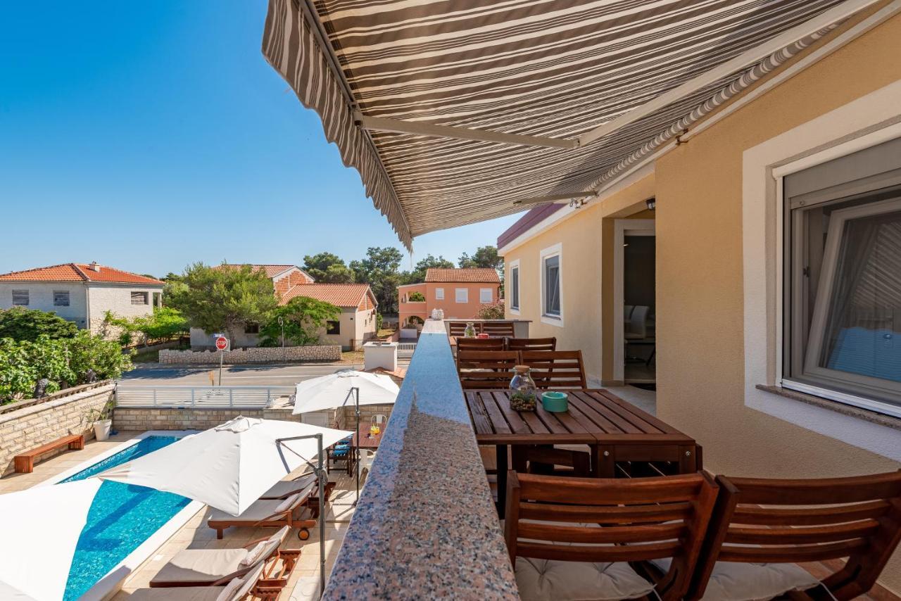 Villa Karmen - Poolhouse Vir Εξωτερικό φωτογραφία