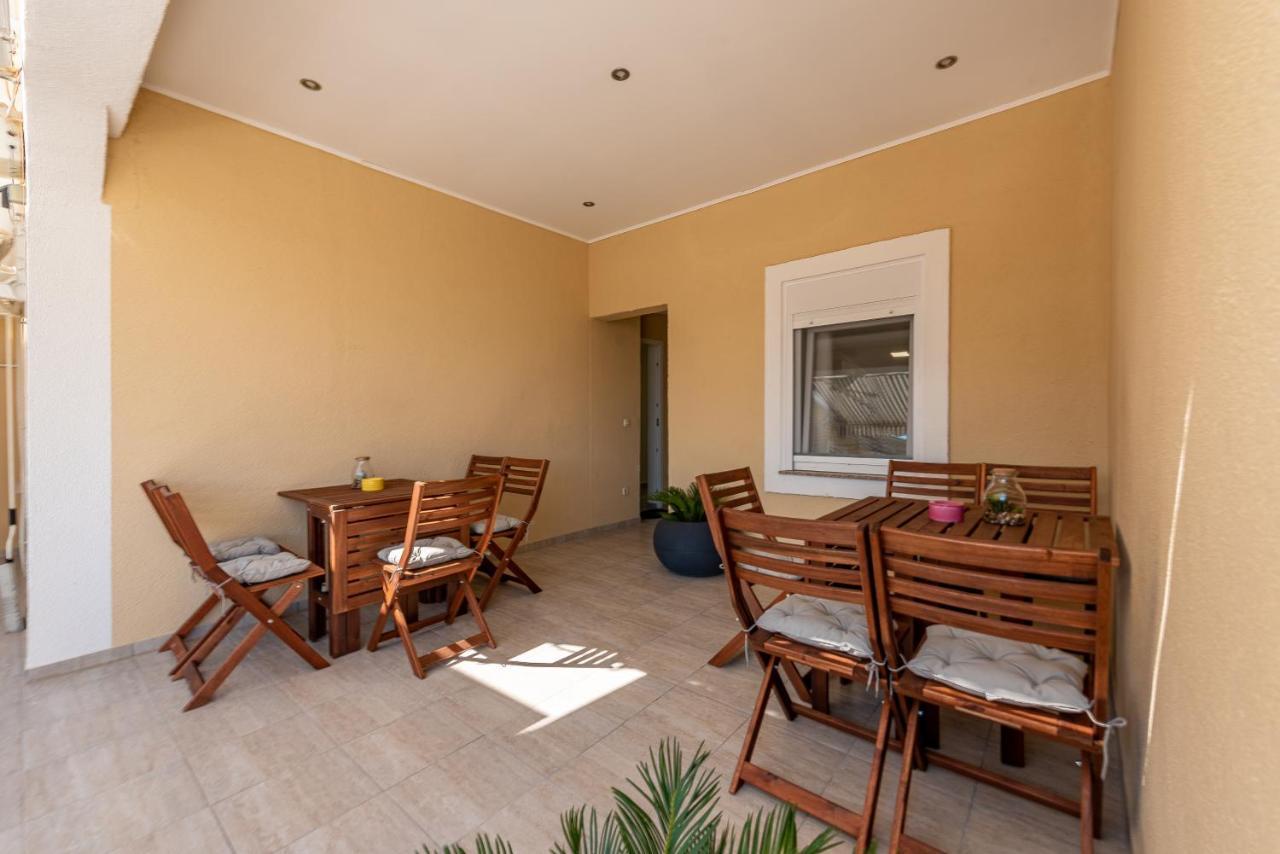 Villa Karmen - Poolhouse Vir Εξωτερικό φωτογραφία
