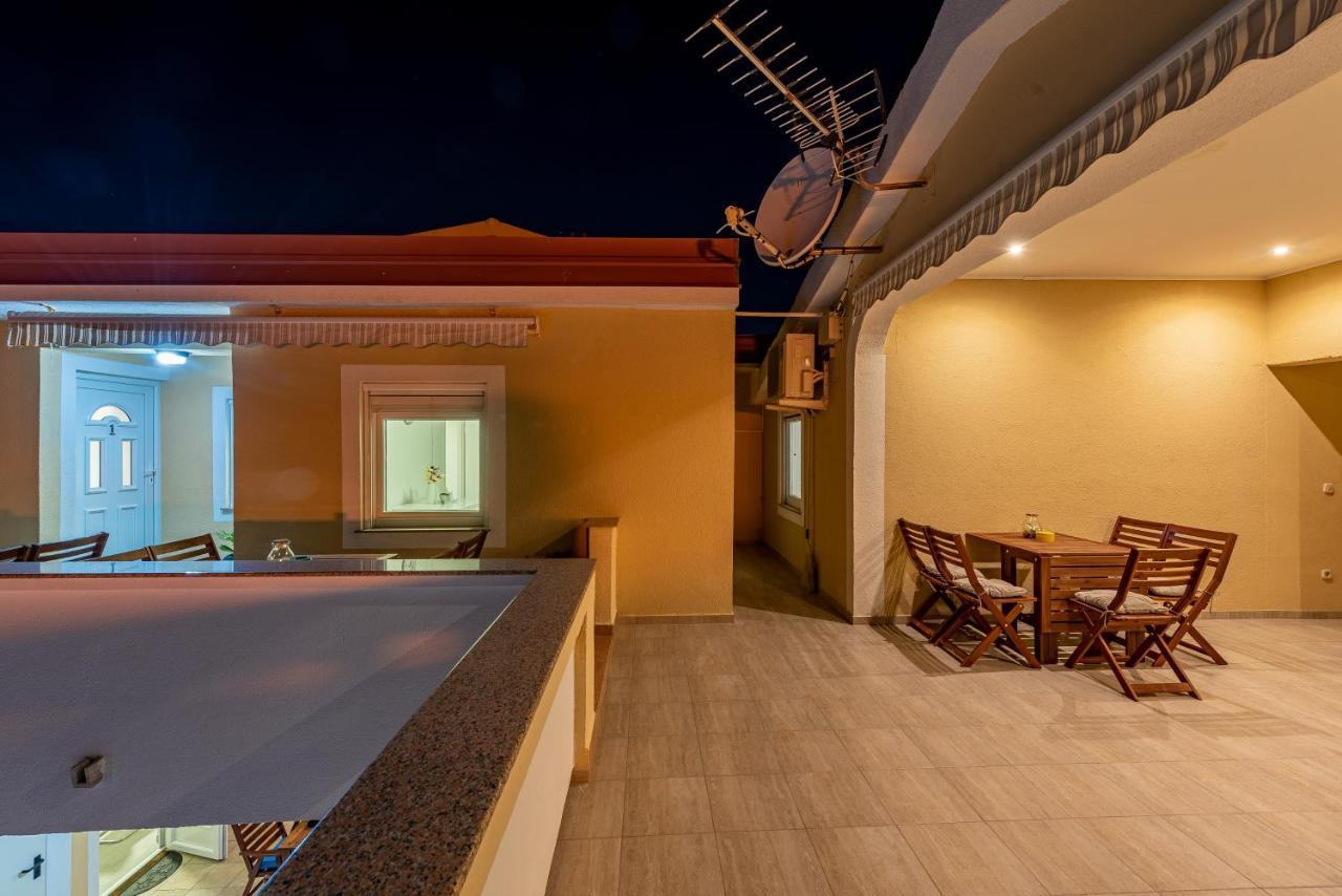 Villa Karmen - Poolhouse Vir Εξωτερικό φωτογραφία